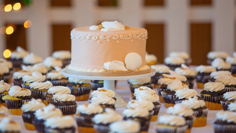 Cakes &amp; Cupcakes